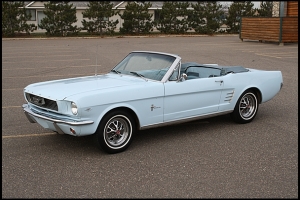 1966 Mustang conv. floodcar-$ 13500
